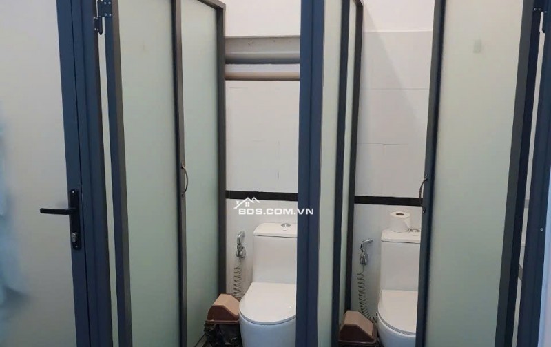 Cho thuê nhà mặt bằng Kinh Doanh 72m2, Đường Hoàng Cầm,Thủ Đức